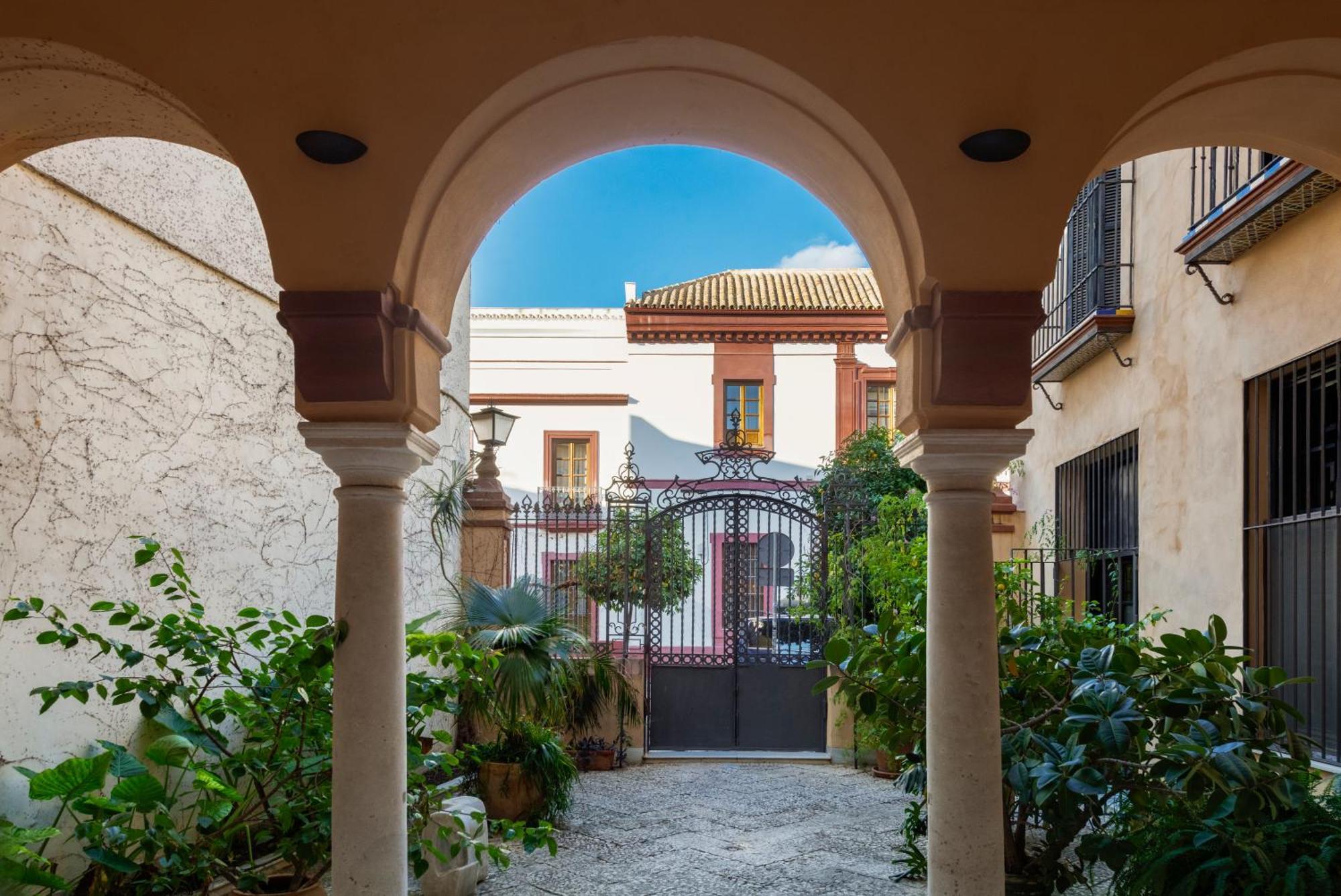 Misterhost Conde De Torrejon Leilighet Sevilla Eksteriør bilde